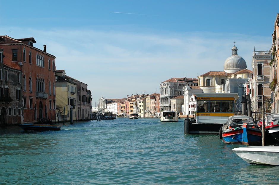 Fotos de stock gratuitas de agua, arquitectura, arquitectura en cursiva