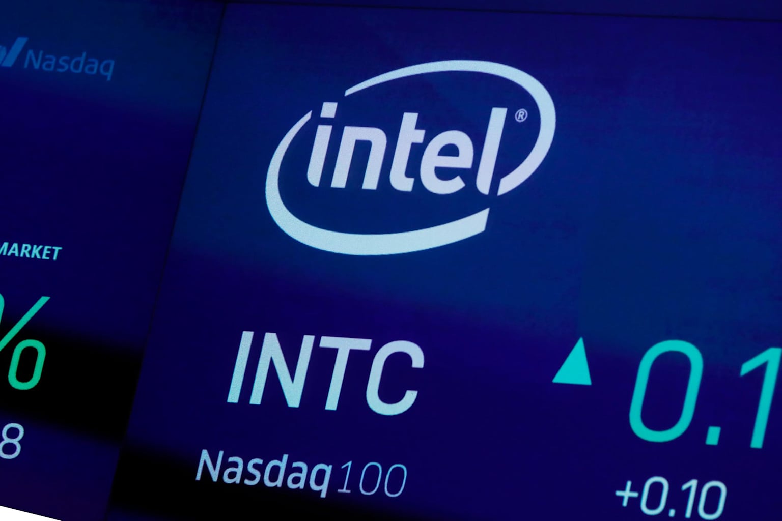 Acciones de Intel saltan 6% por posible alianza con Nvidia
