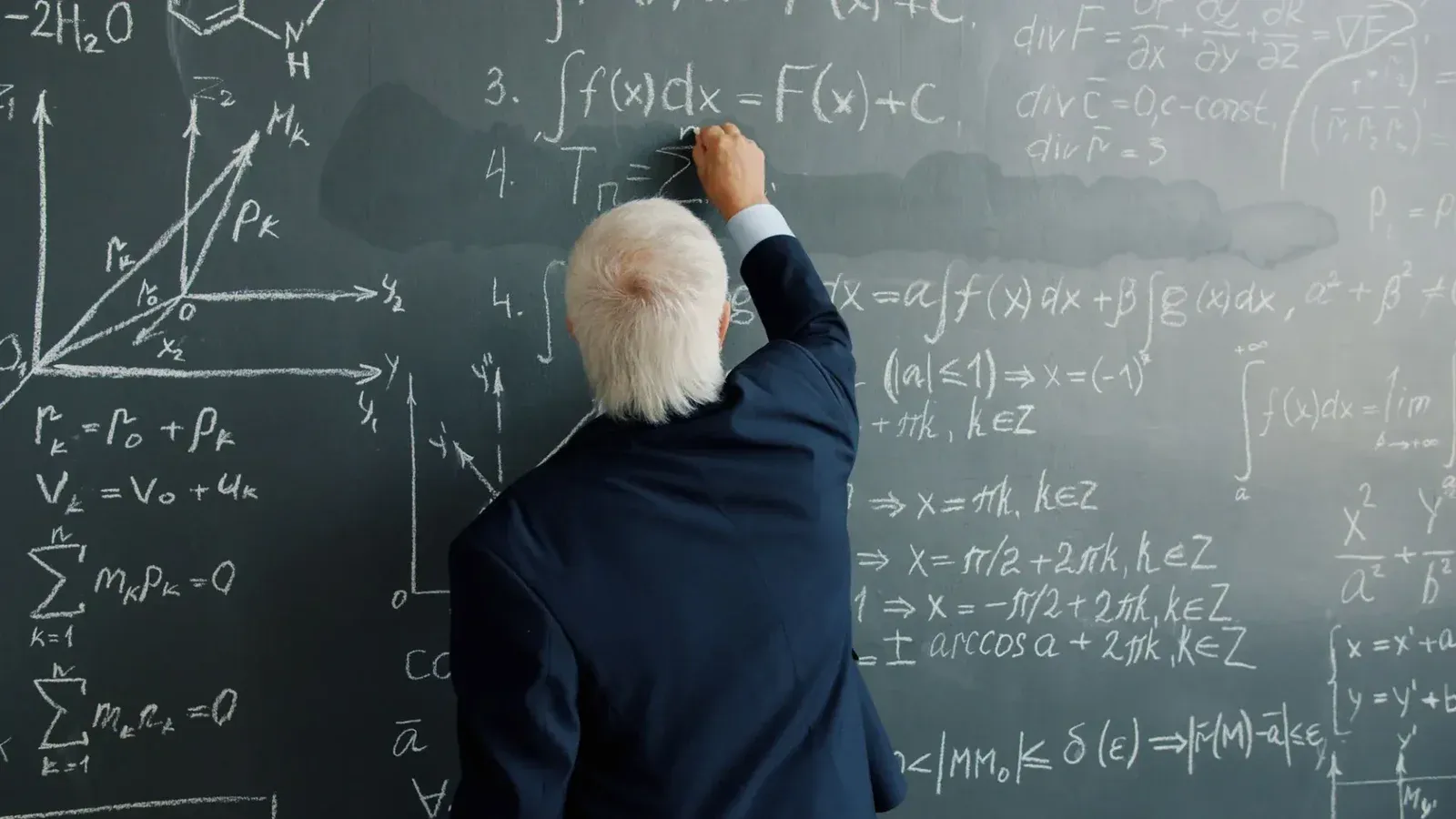 AHM pide a matemáticos dejar de colaborar con OpenAI