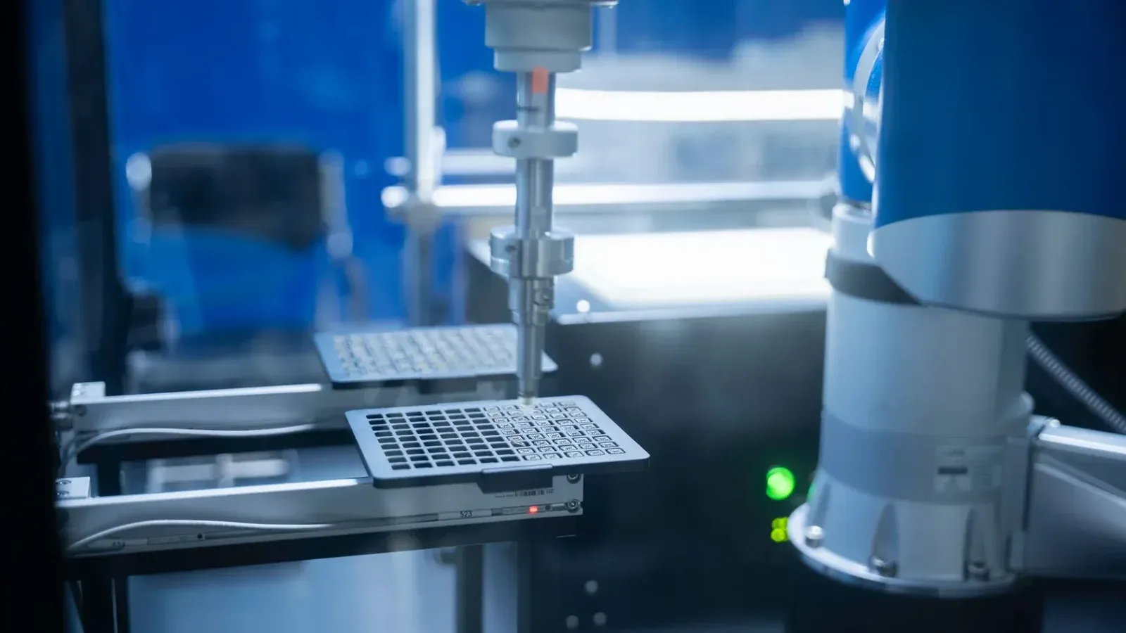 Anthropic abre un laboratorio para que Claude dirija robots
