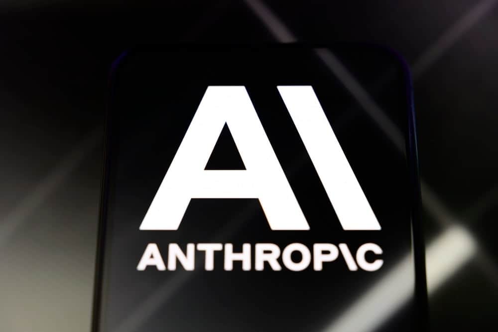Anthropic detecta más de 10,000 fallas críticas de software con IA
