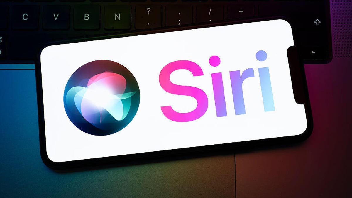 Apple cumple 50 años sin su prometida mejora de Siri