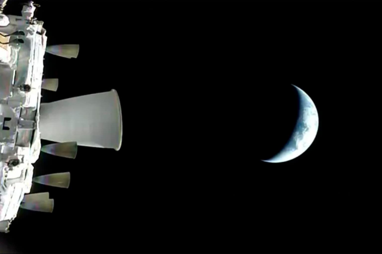 Artemis II rompe el récord de distancia espacial del Apolo 13