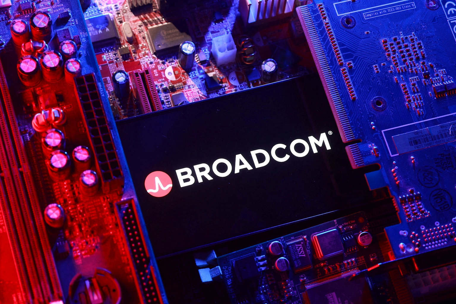 Broadcom demanda a la UE por investigación sobre VMware