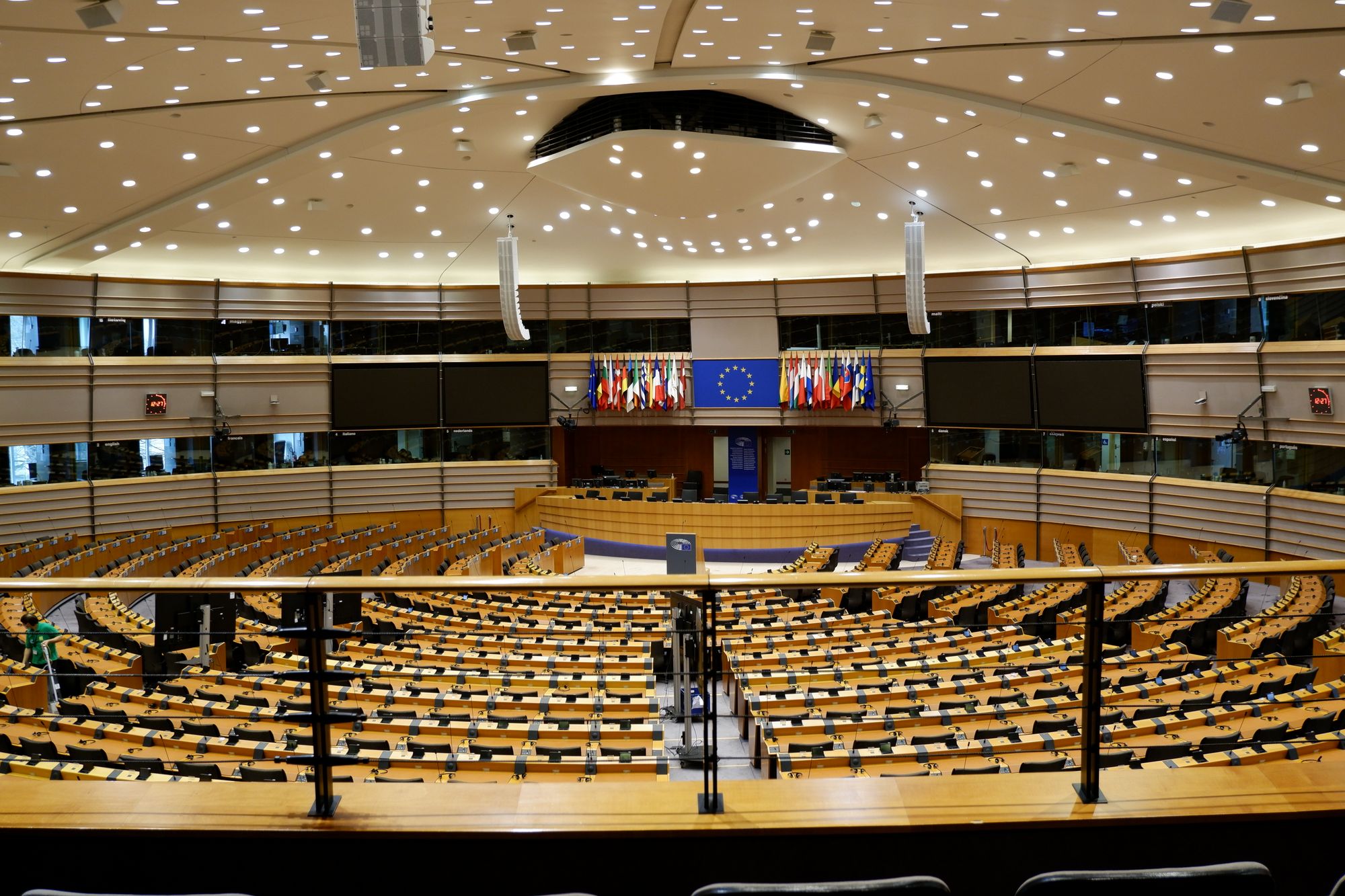 Bruselas acusa a TikTok de desproteger a menores en la UE