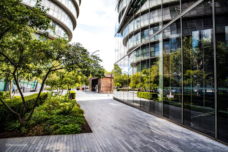 Fotos de stock gratuitas de acera, al aire libre, ambiente de la ciudad