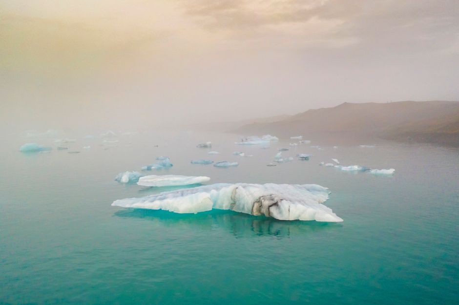 Fotos de stock gratuitas de agua, alrededores de reykjavik, amanecer