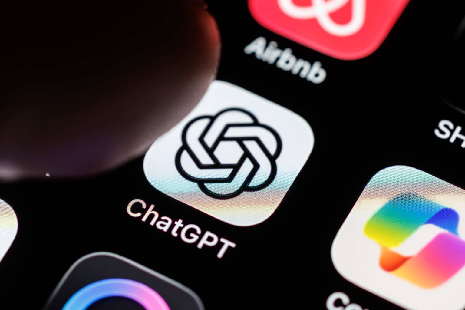 ChatGPT genera 100 MDD por publicidad en solo 6 semanas