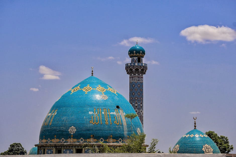 Fotos de stock gratuitas de acentos dorados, adorar, al aire libre