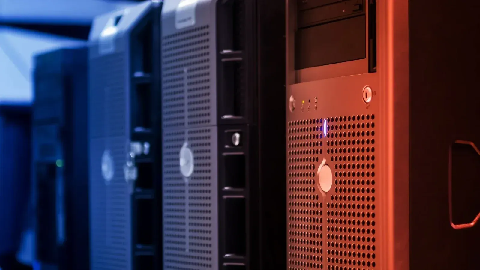 China investiga a DeepSeek y Moonshot por datos en Claude