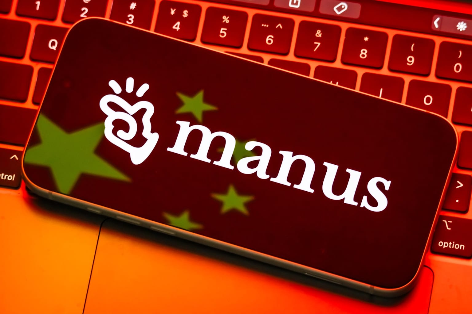 China prohíbe salir a fundadores de Manus tras venta a Meta
