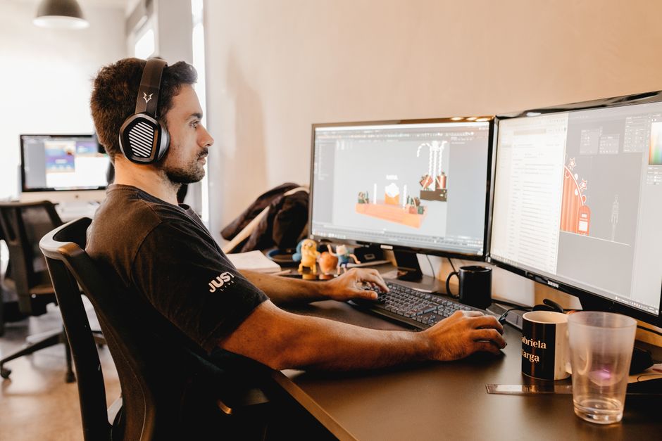 Fotos de stock gratuitas de #interior, ambiente de trabajo, auriculares