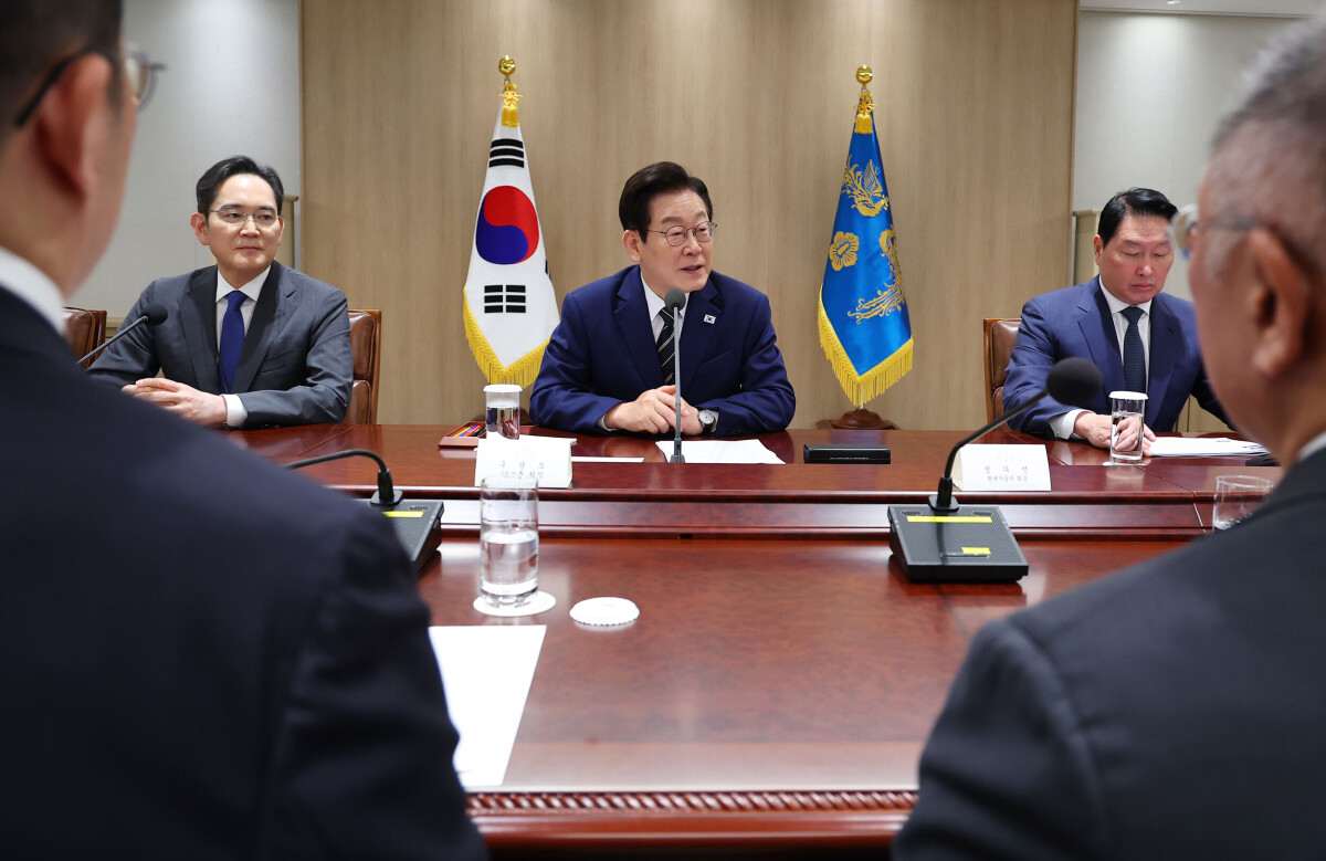 Corea del Sur presenta plan de 576,000 mdd para chips e IA