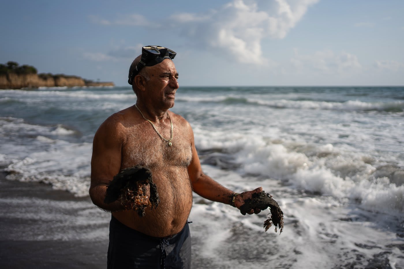 Derrame de 600 km en el Golfo asfixia mercados en Veracruz