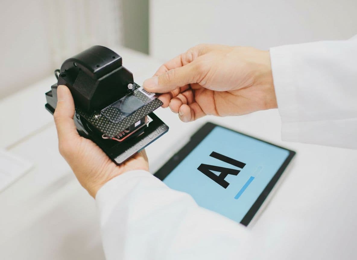 Dos sistemas de IA superan a médicos en simulaciones