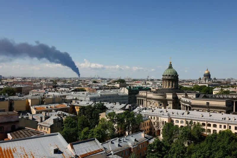 Drones ucranianos atacan terminal petrolera en Rusia