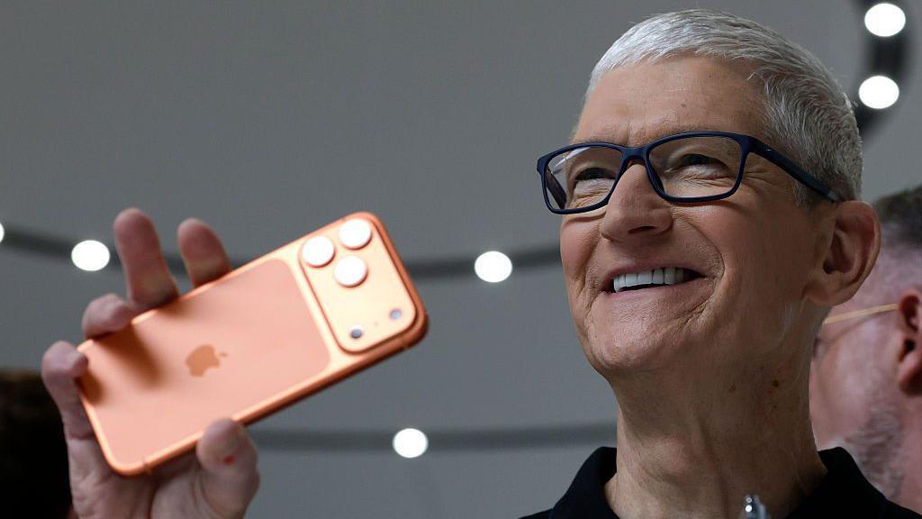 El iPhone Pro costará 200 dólares más: Bank of America eleva pronóstico por crisis de chips