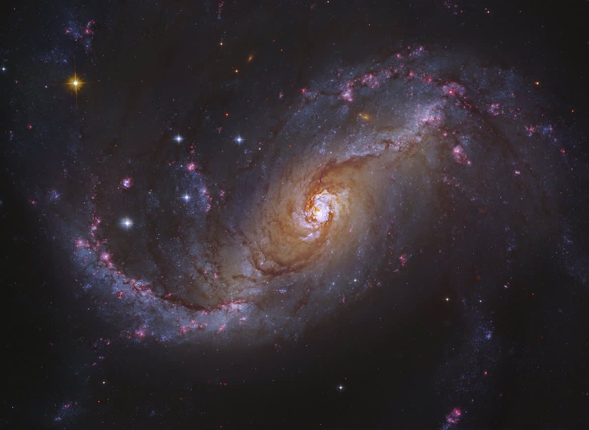 El James Webb detecta la galaxia espiral barrada más distante de la historia