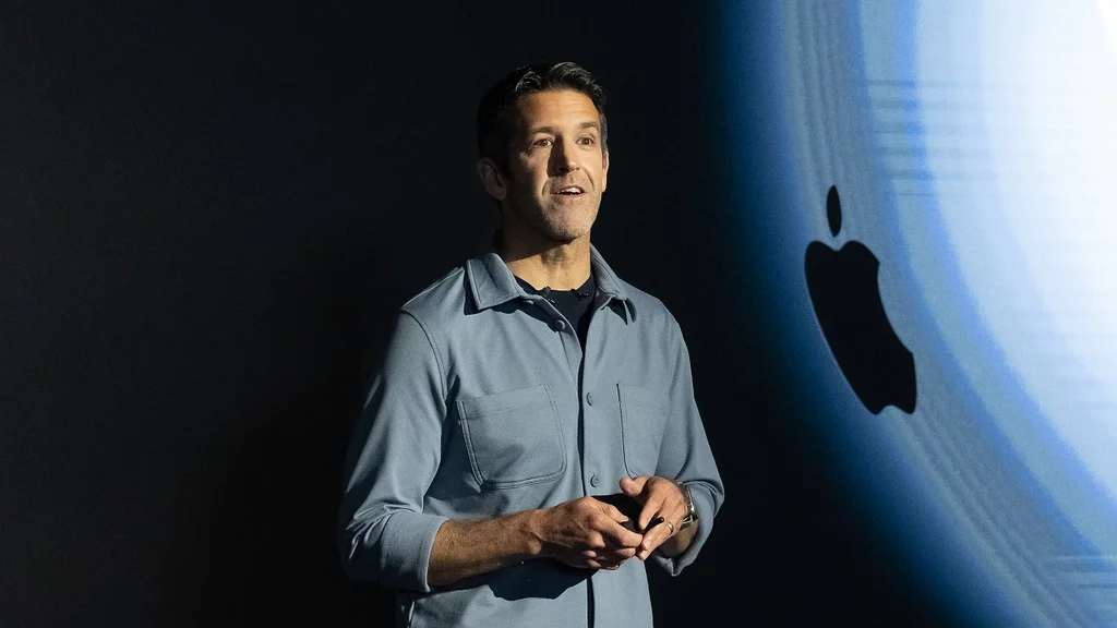 El plan de John Ternus: IA como herramienta, no como fin