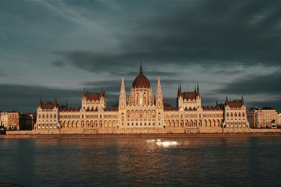 Fotos de stock gratuitas de anochecer, arquitectura, atardecer