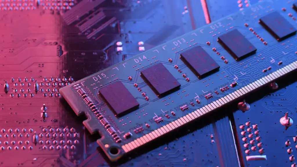 Escasez de chips de memoria encarece el hardware