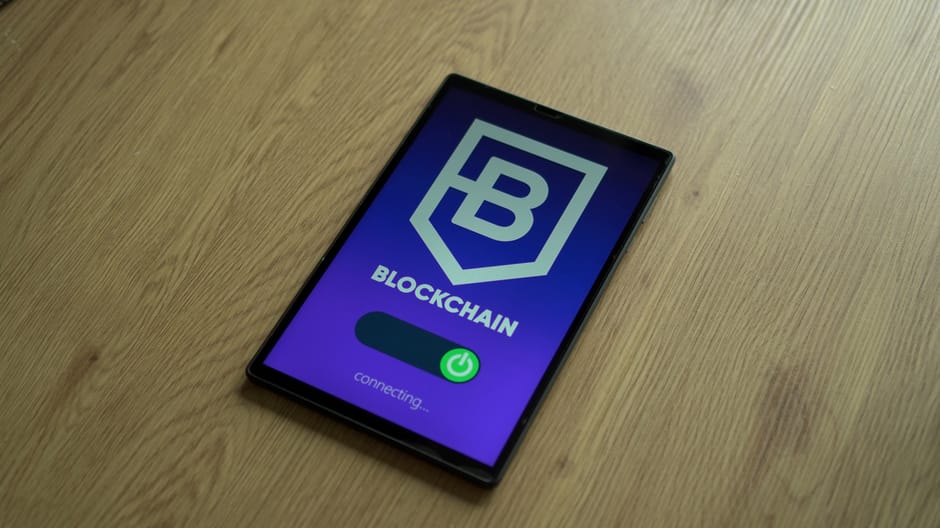 Fotos de stock gratuitas de accesorio electrónico, billetera crypto, blockchain