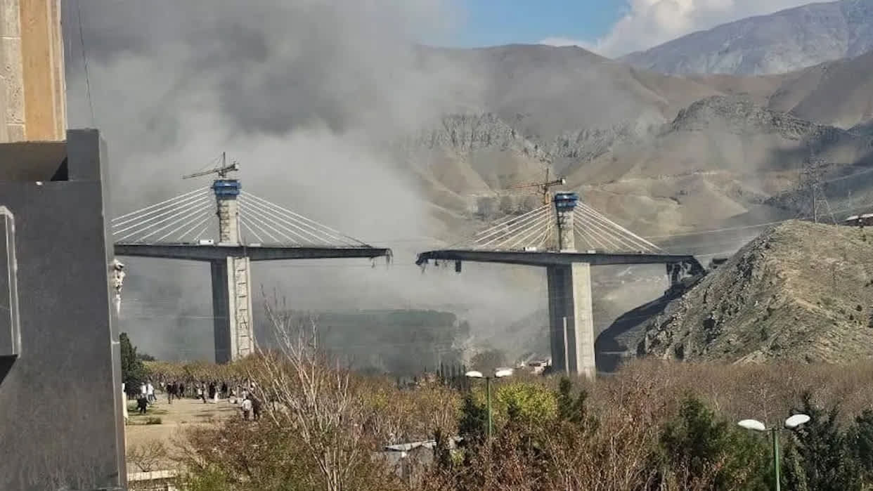 EU destruye puente en Irán; escala guerra en el Golfo
