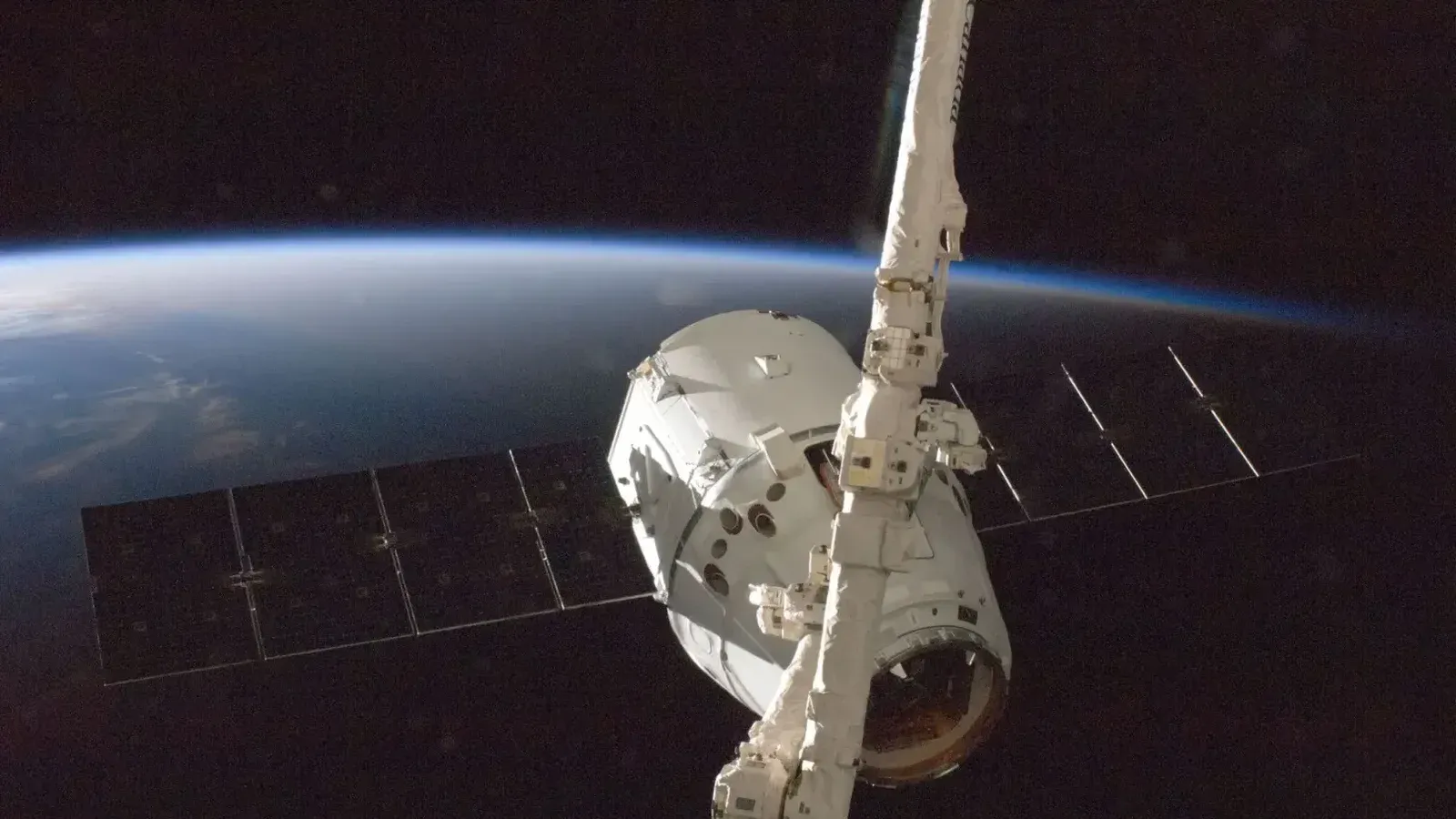 FCC otorga a SpaceX autoridad para Starlink Mobile
