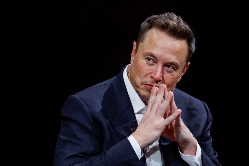 Fiscalía de París abre investigación penal contra Musk y X