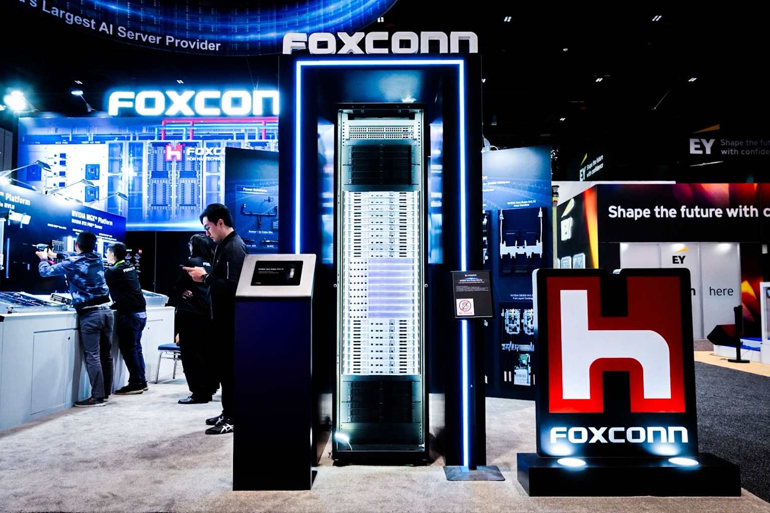 Foxconn fabricará en exclusiva los nuevos racks Groq 3 LPX de Nvidia
