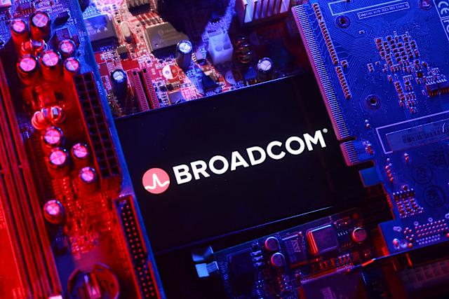 Google alinea a 4 socios para crear chips y retar a Nvidia