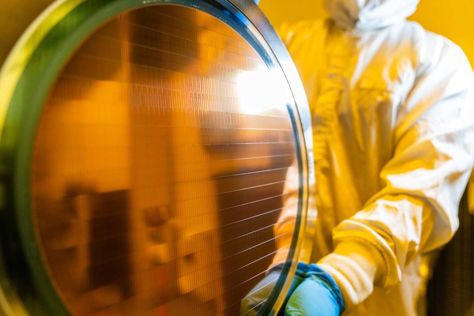 Google deja a TSMC: Intel empaquetará sus chips de IA