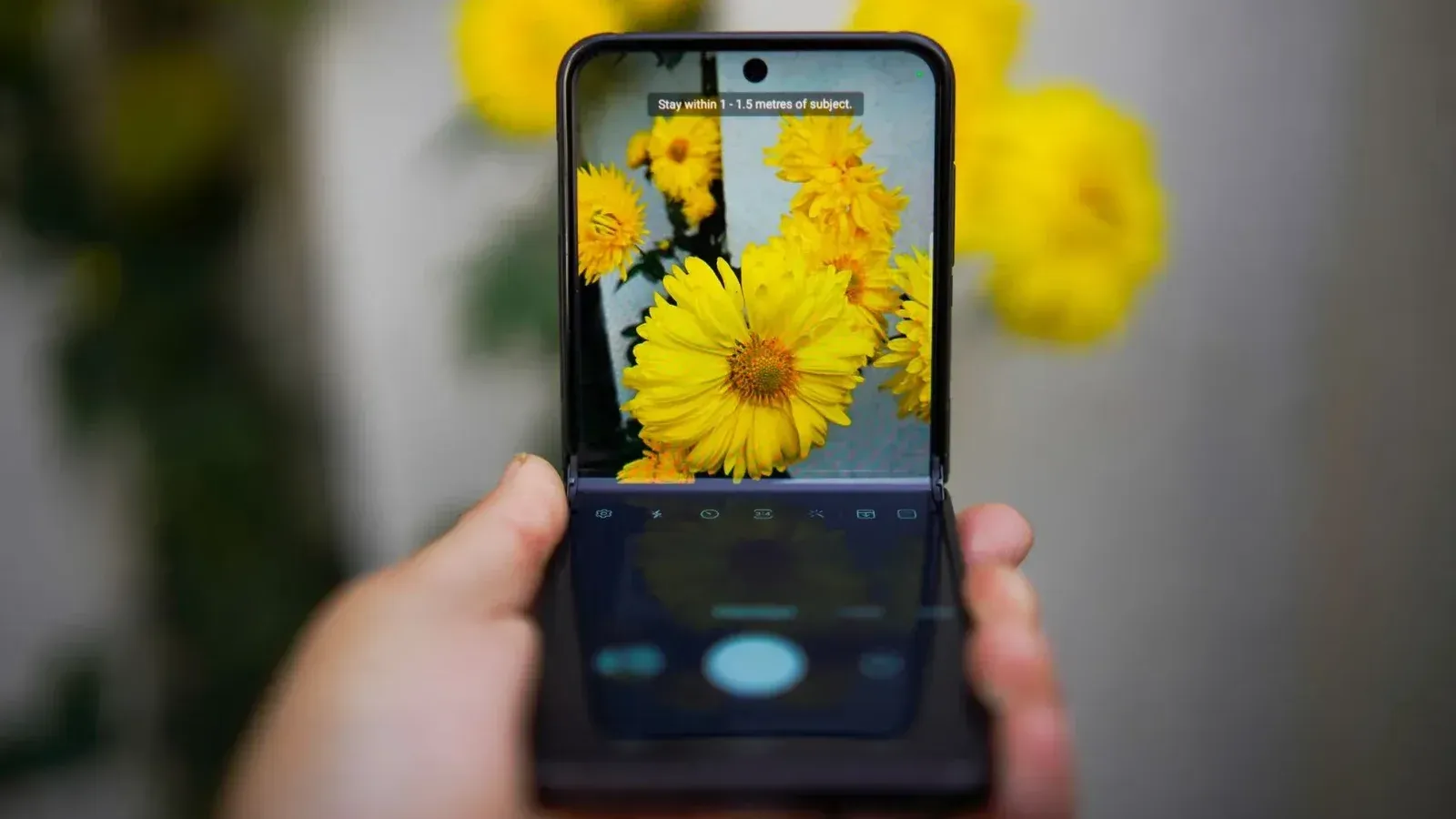 Gruber critica el iPhone Duo cerrado y elogia la tableta