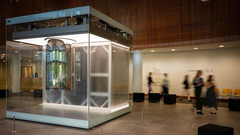 Harvard reduce 17 veces errores cuánticos con IA