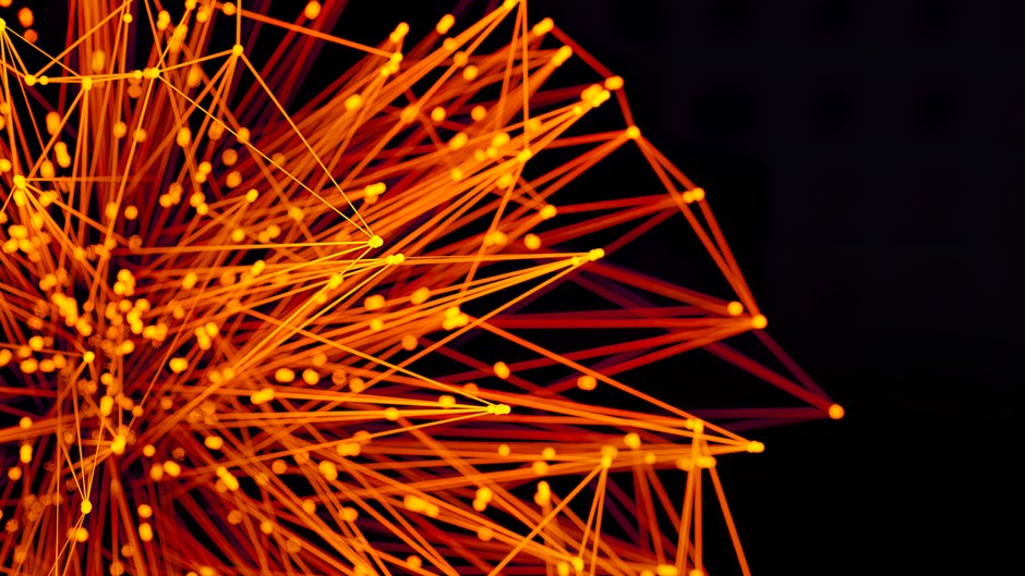 Líneas y puntos naranjas vibrantes forman una red abstracta sobre un fondo oscuro, evocando tecnología y conectividad.
