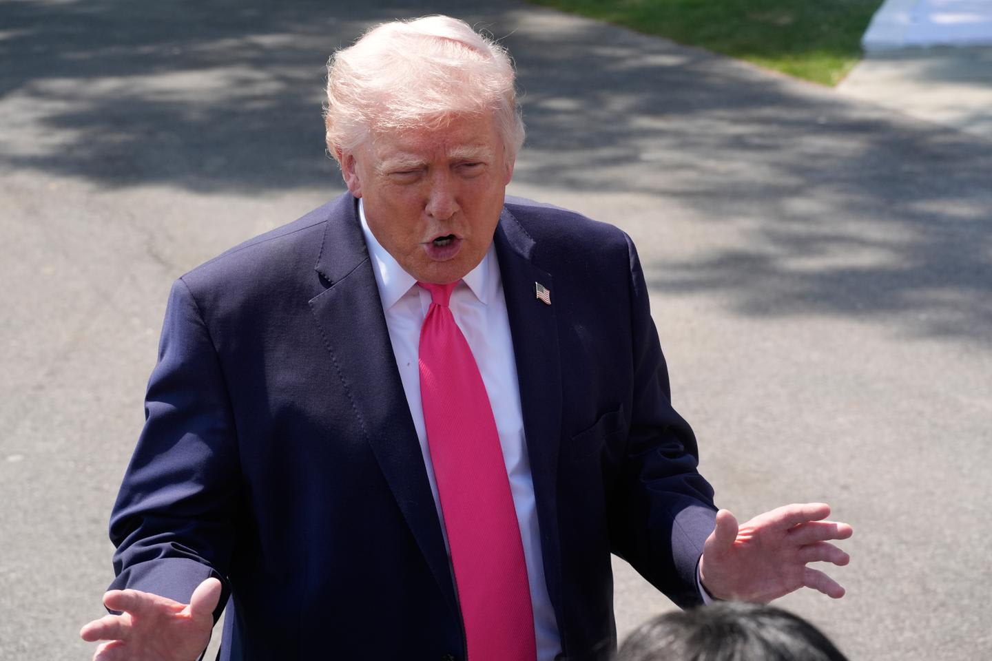 Irán abre Estrecho de Ormuz: bolsas operan al alza