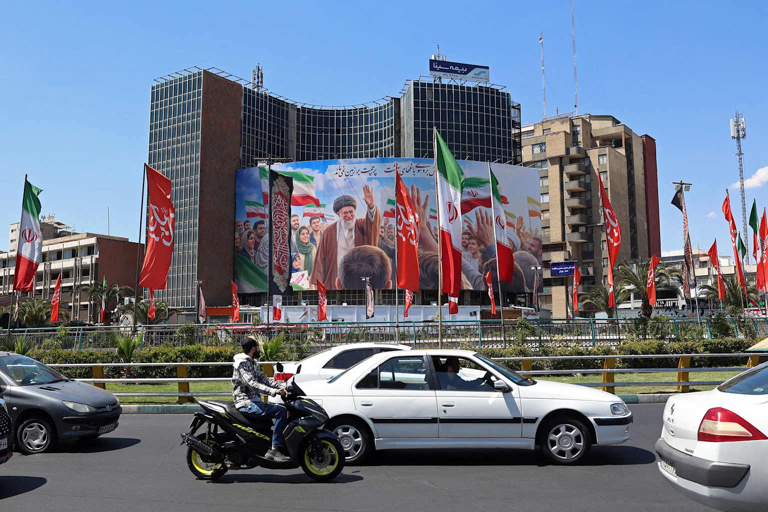 Irán activa un “internet VIP” corporativo tras 46 días de apagón digital masivo