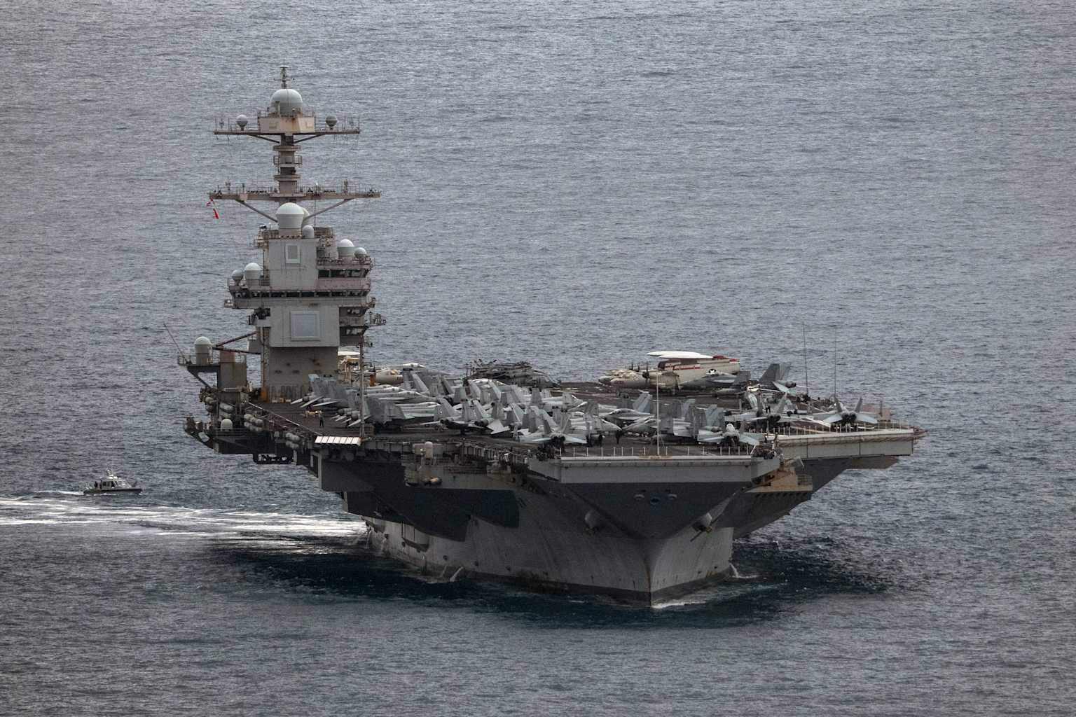 Irán amenaza a EU con respuesta militar en Ormuz