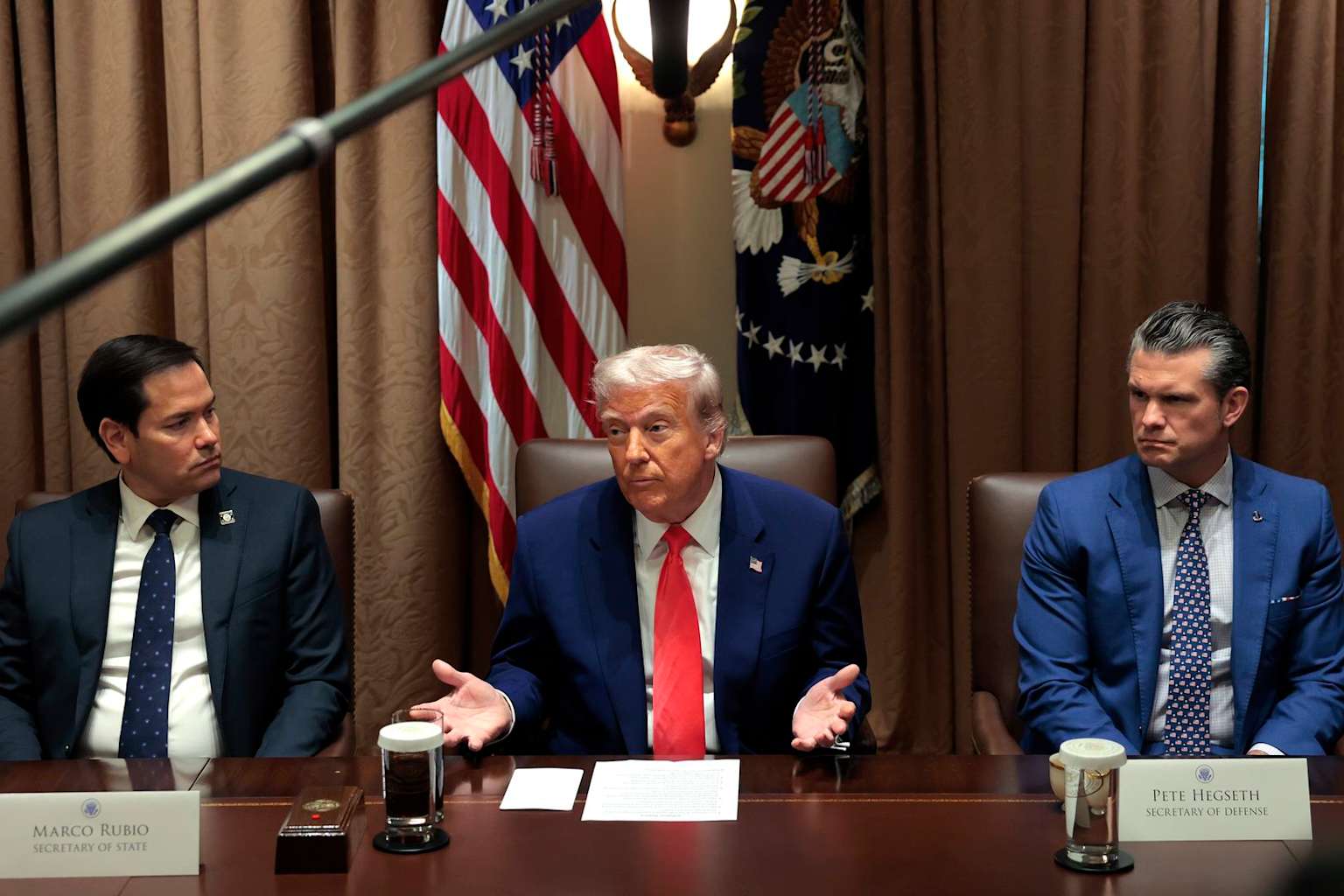 Irán desmiente a Trump: sin diálogo por crisis energética