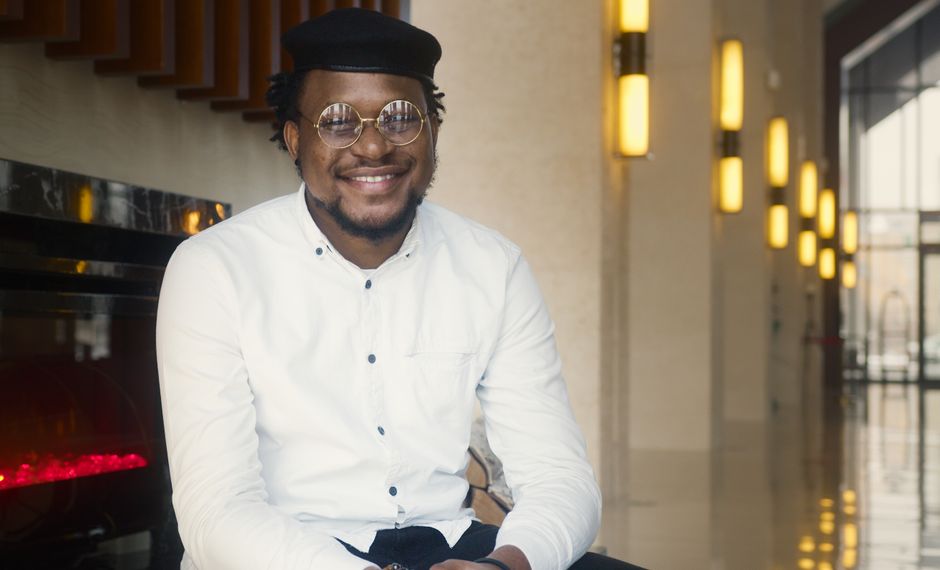 Fotos de stock gratuitas de actitud positiva, afro, alegre