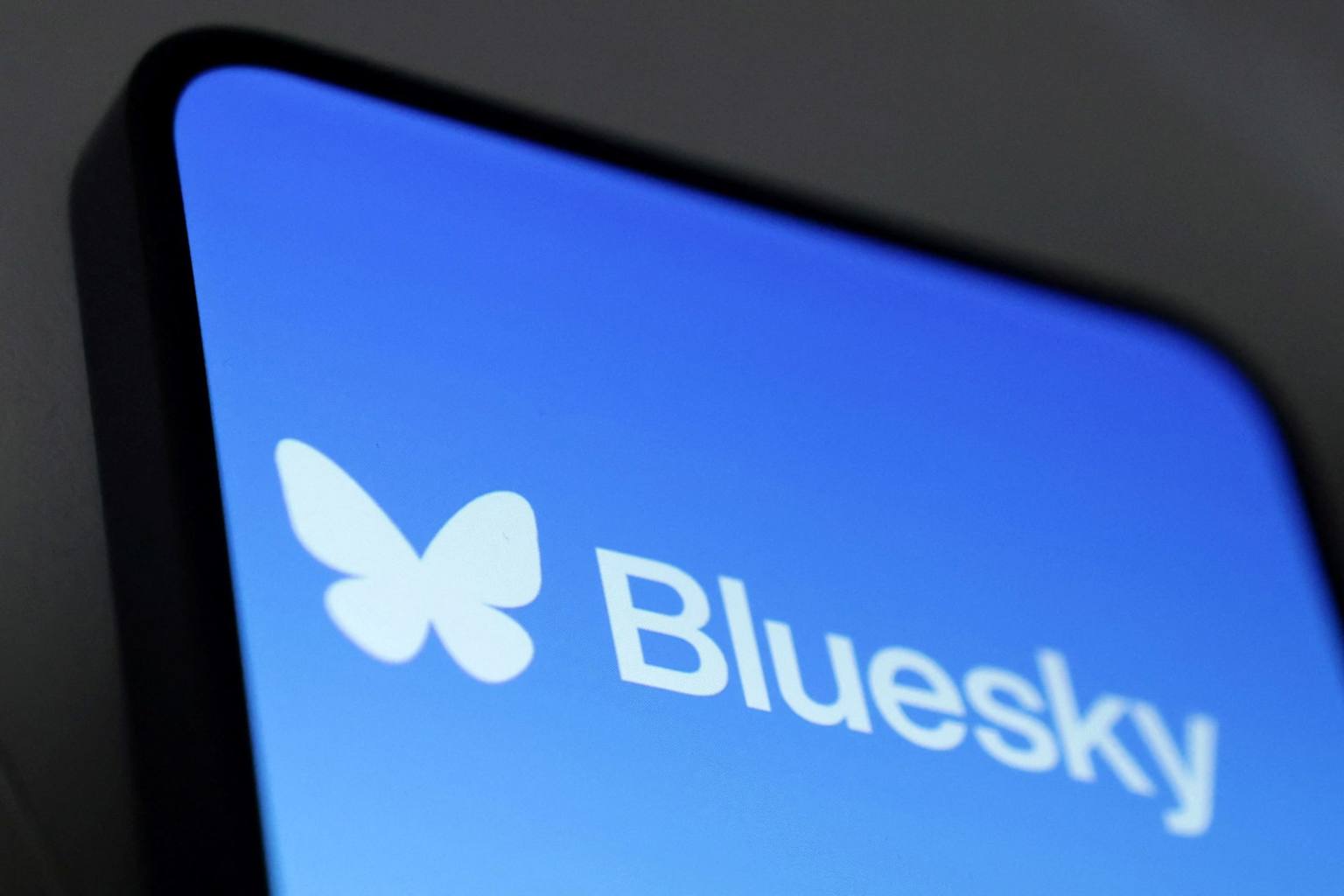 Jay Graber deja su cargo como CEO de Bluesky