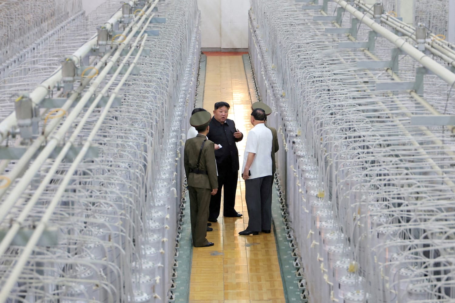 Kim Jong Un exige expansión exponencial de arsenal nuclear
