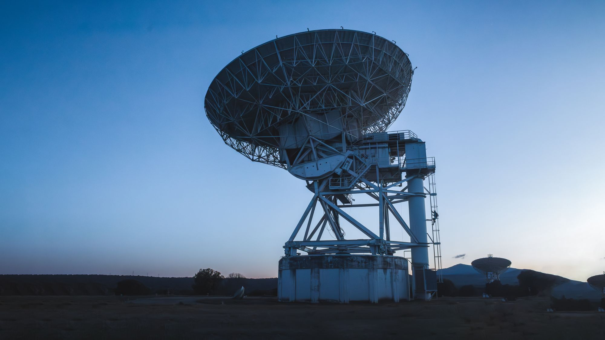 Lovell detecta basura espacial a 36,000 km