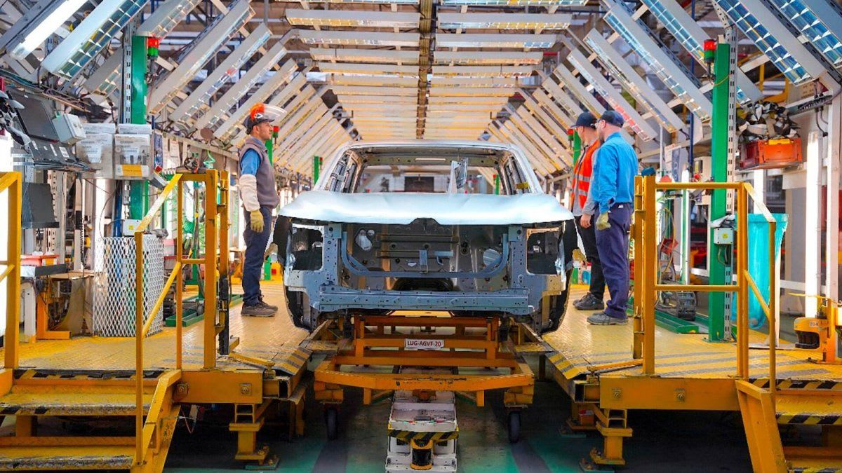Manufactura cae en México, Argentina y Europa en febrero