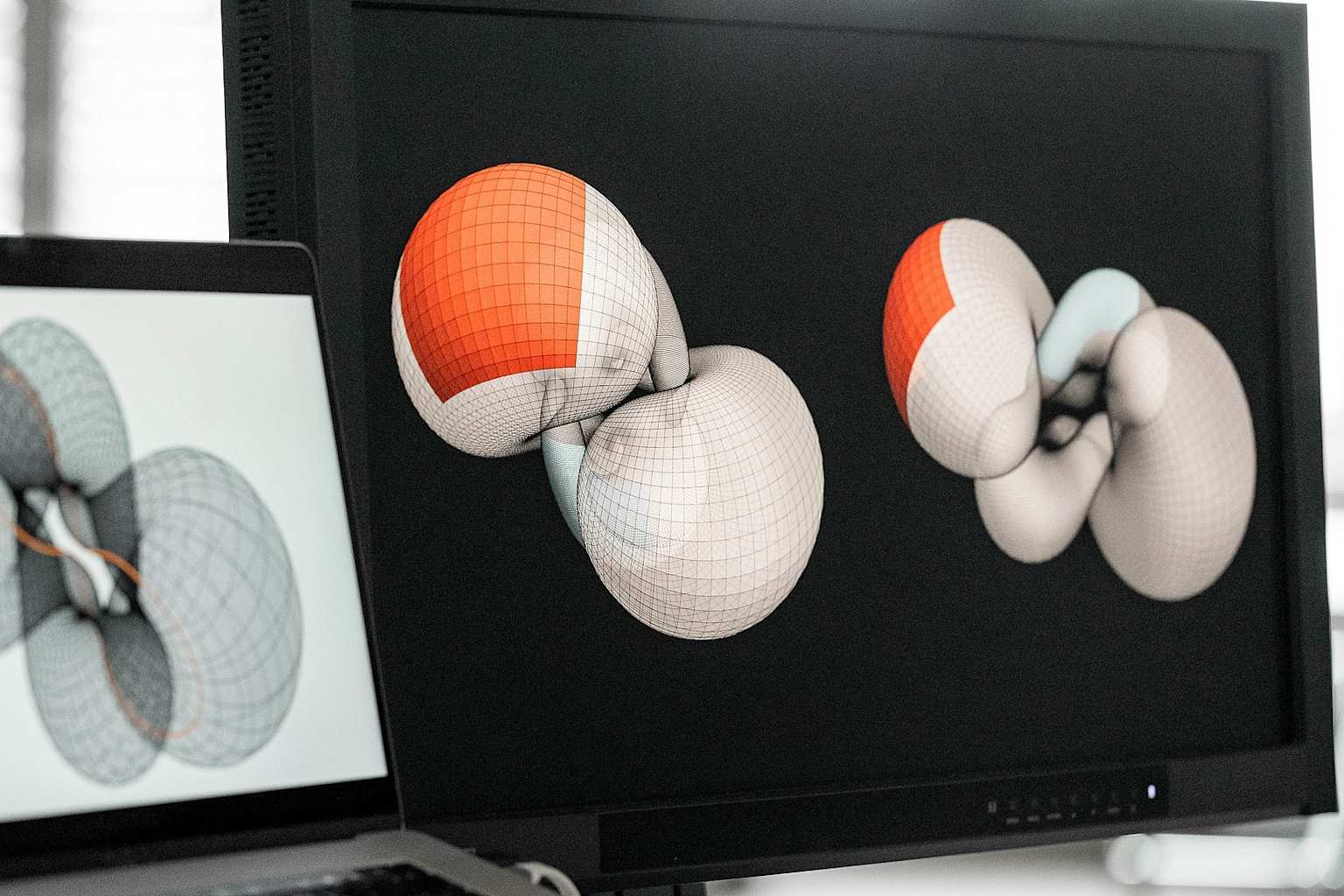 Matemáticos rompen regla geométrica de 150 años con donas