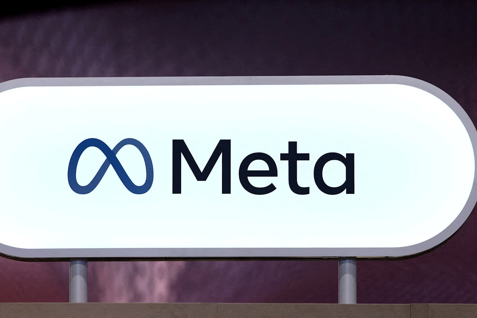 Meta AI integra noticias reales tras acuerdos millonarios
