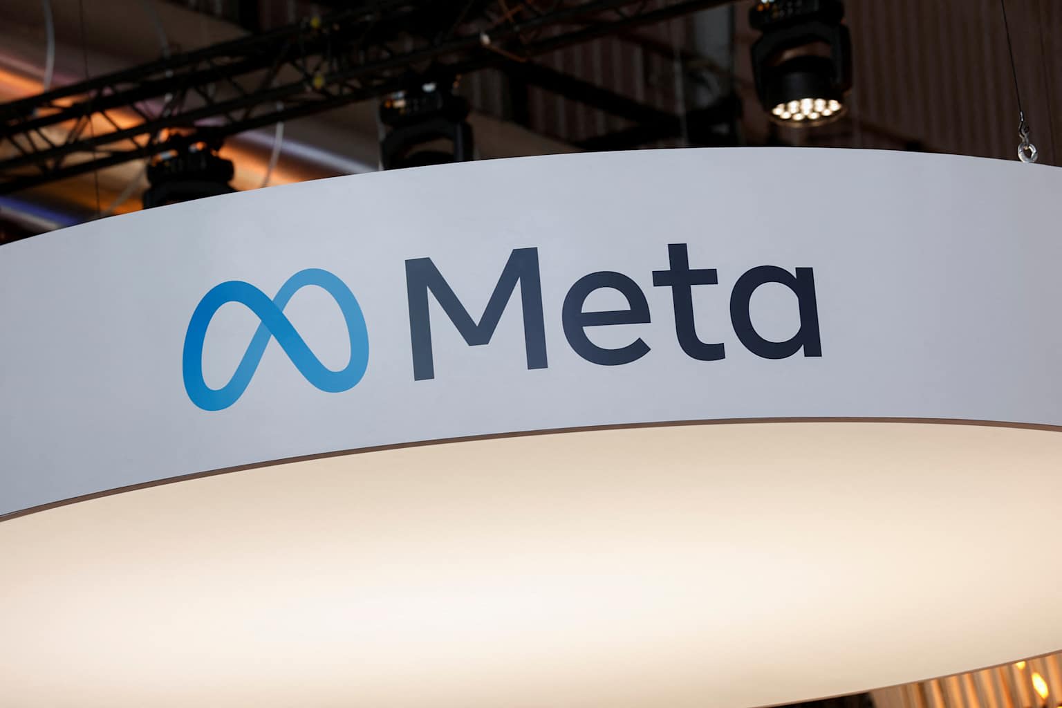 Meta elimina 150,000 cuentas de fraude en operativo global