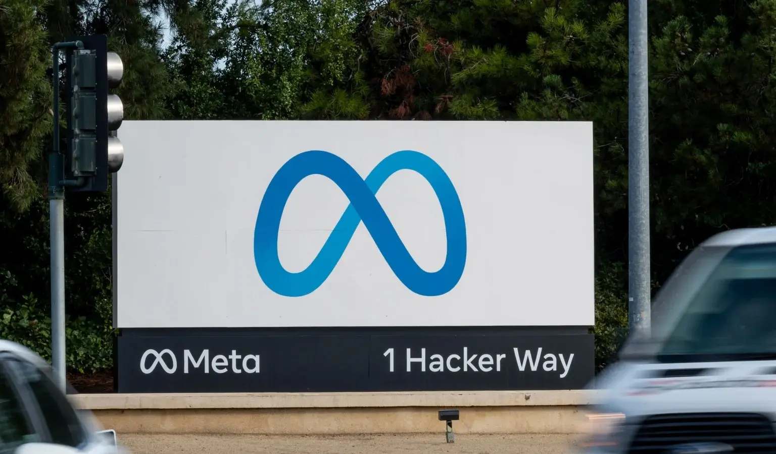 Meta lanza Forum, la nueva app para competir con Reddit