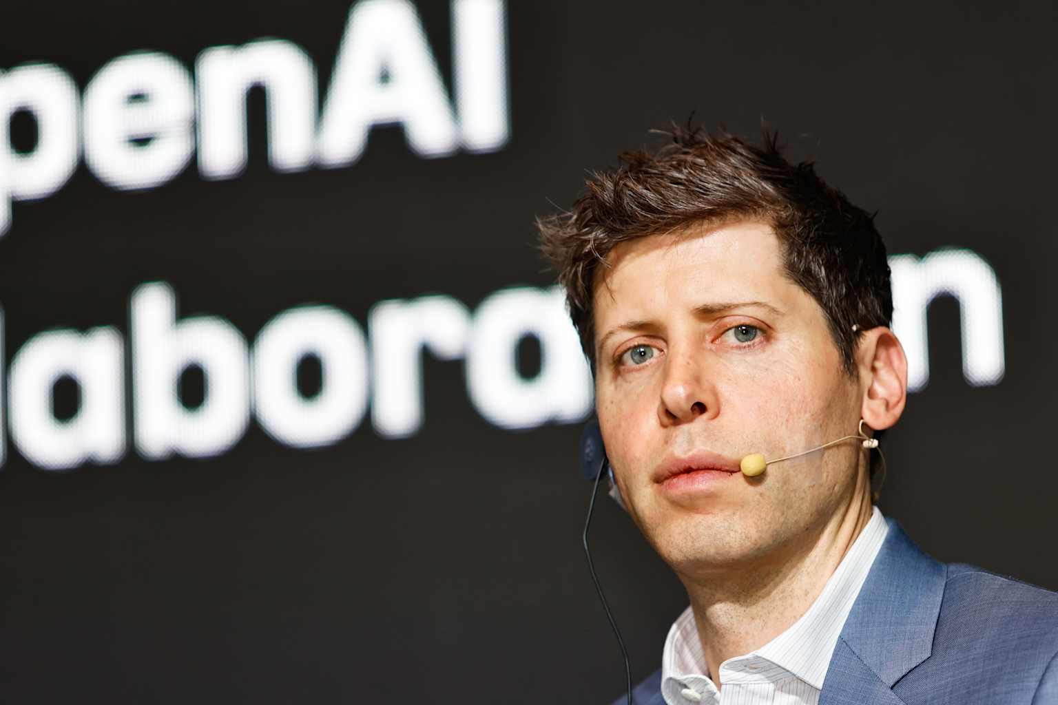 Meta recluta a 3 líderes del proyecto Stargate de OpenAI