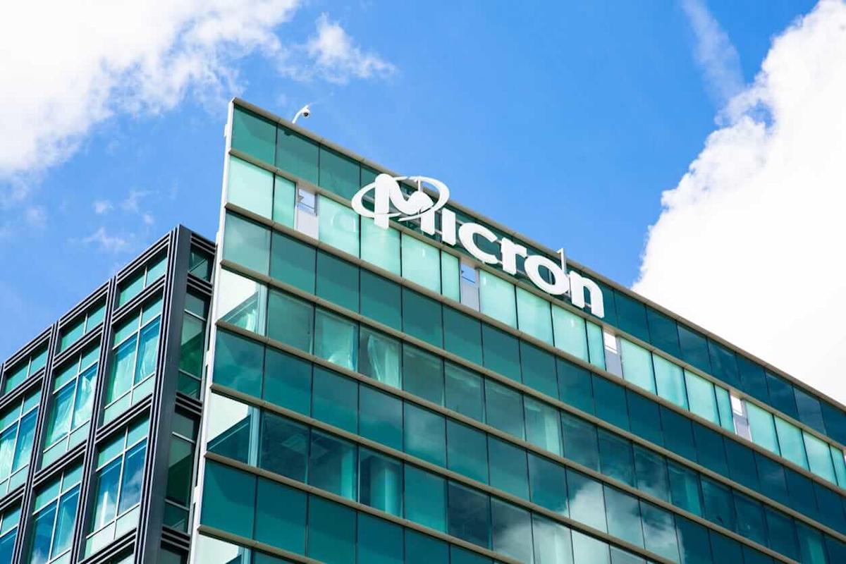 Micron logra récord de ingresos pero su acción cae